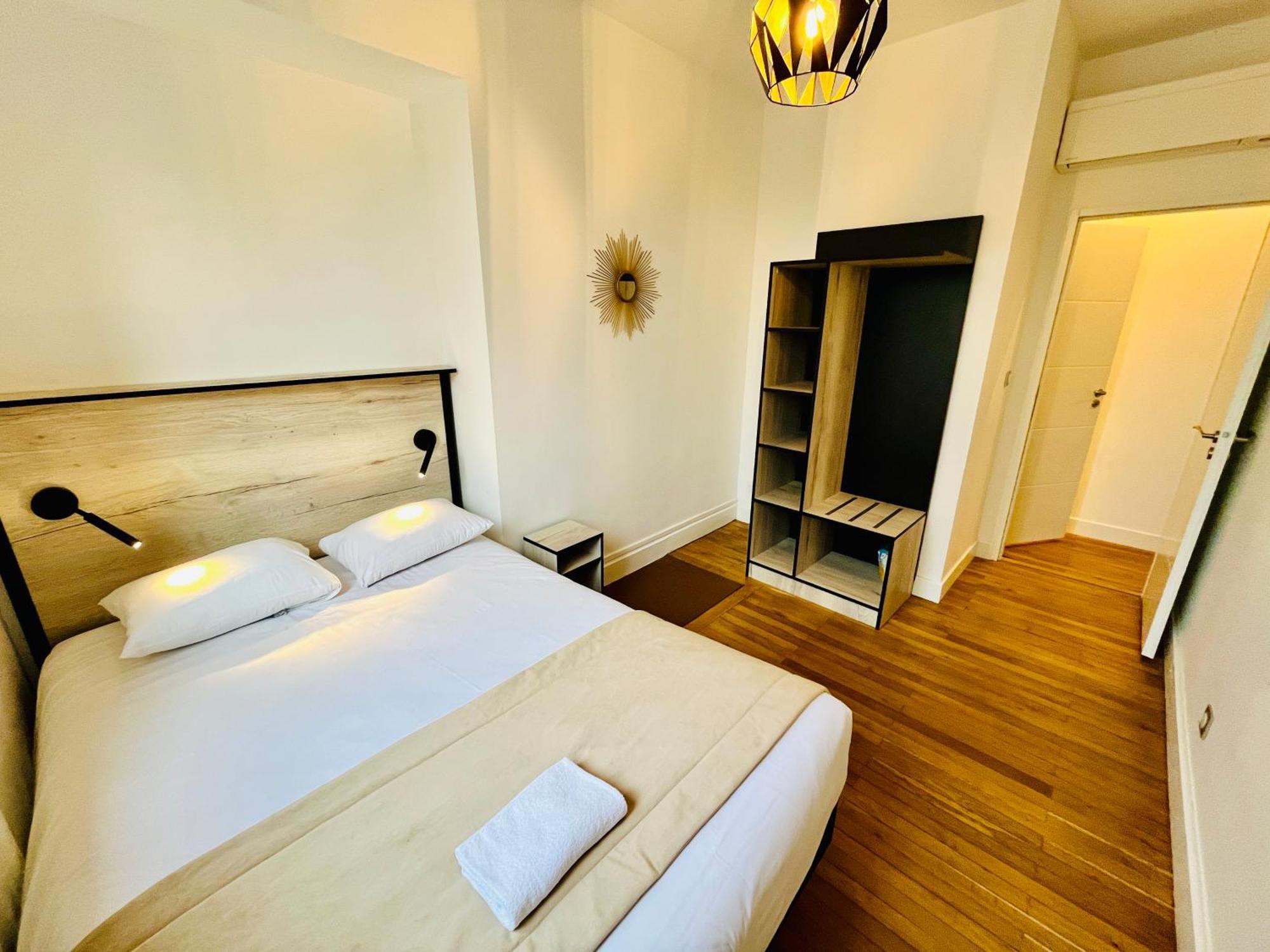 Hypercentre, Spacieux, Familial, L'urbain Apartment Tours